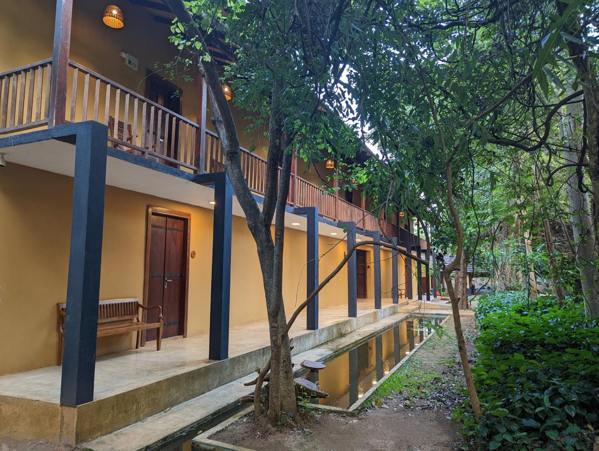 Pinthaliya Resort Sigiriya Exterior photo
